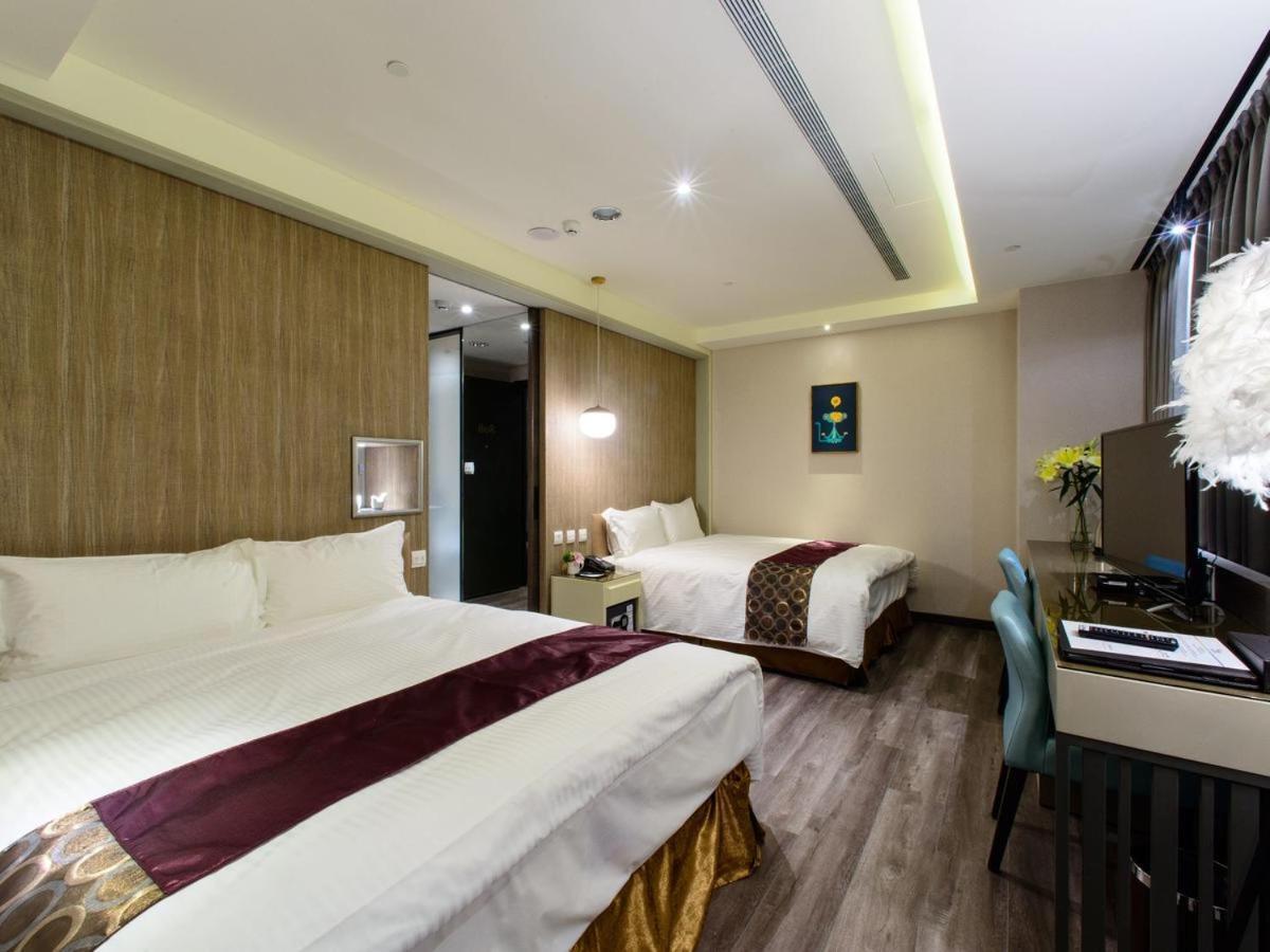 Stay Hotel - Taichung Zhongqing Extérieur photo