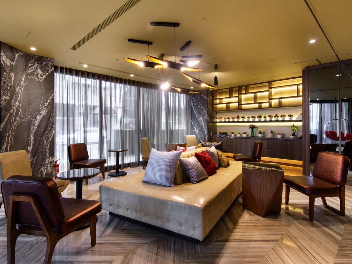 Stay Hotel - Taichung Zhongqing Extérieur photo