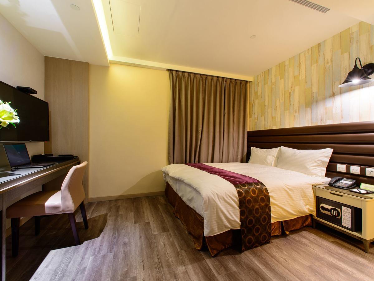 Stay Hotel - Taichung Zhongqing Extérieur photo