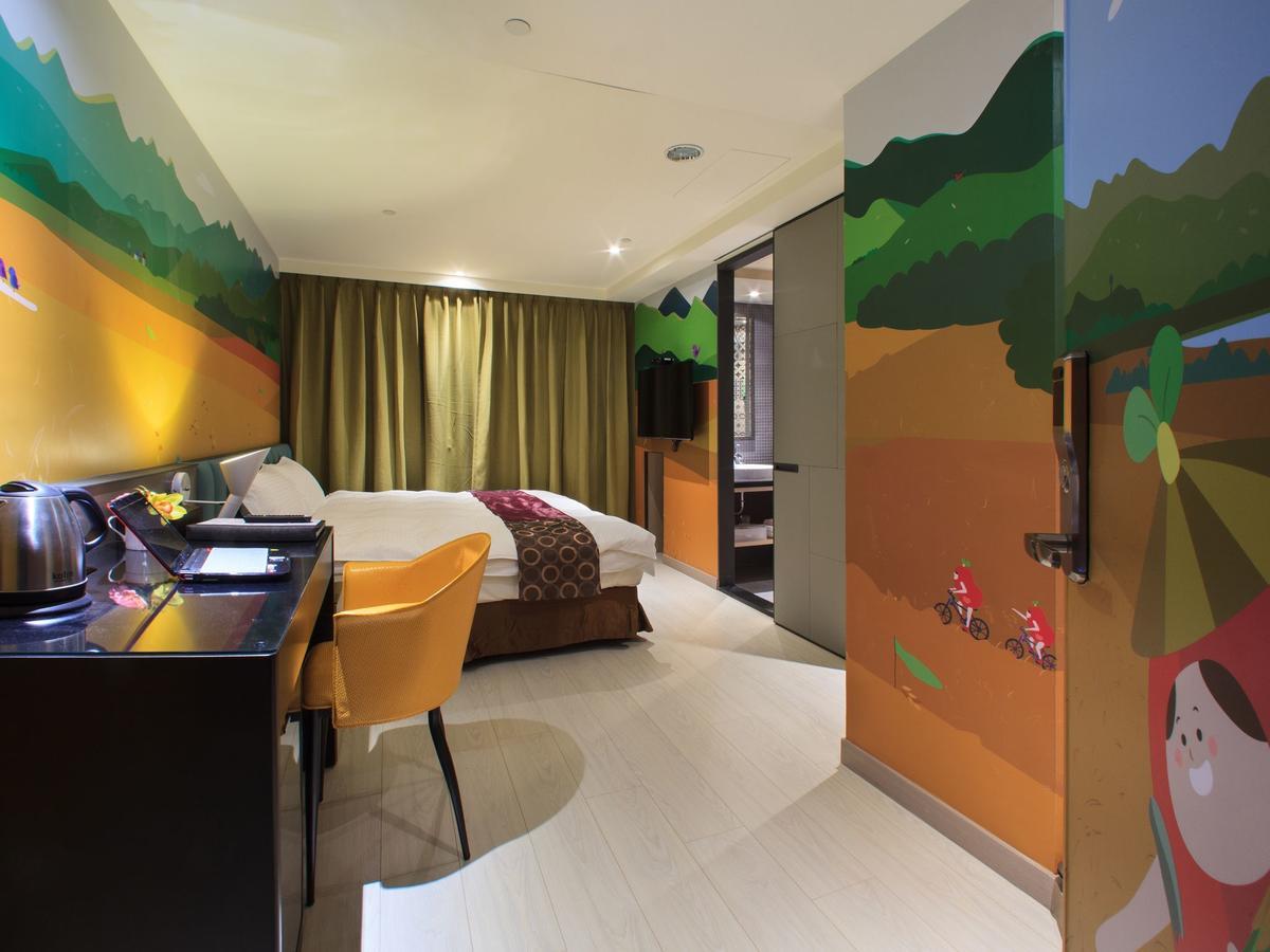Stay Hotel - Taichung Zhongqing Extérieur photo