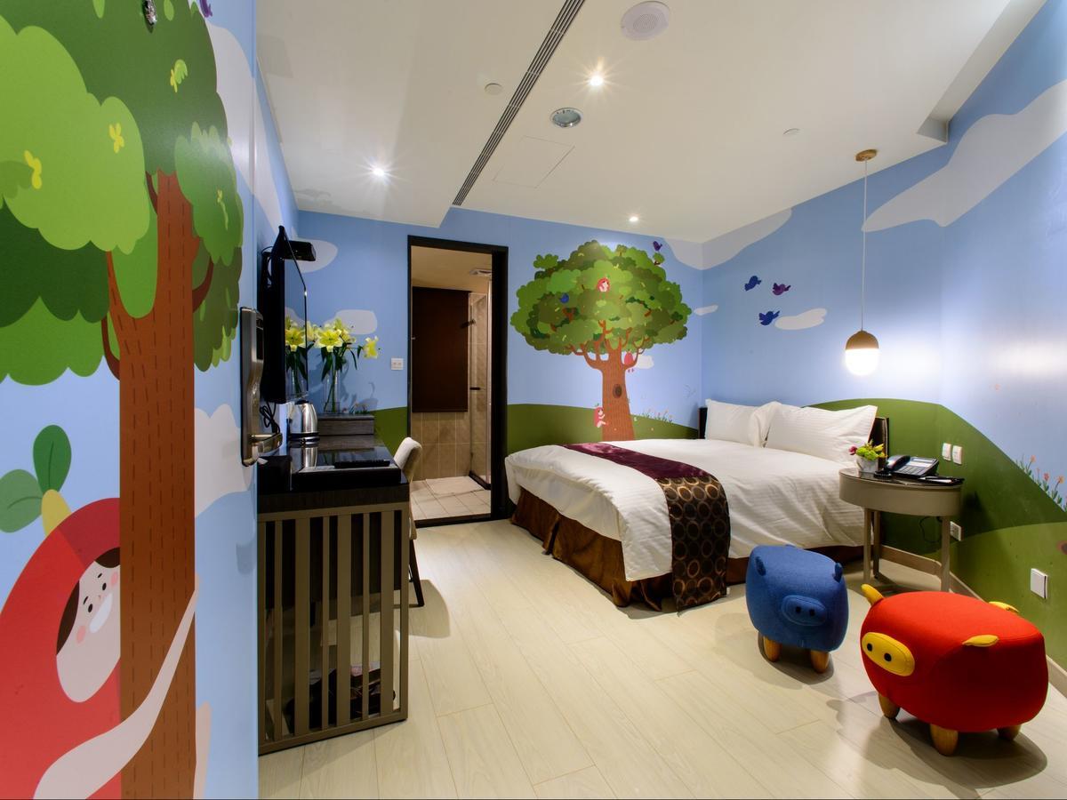 Stay Hotel - Taichung Zhongqing Extérieur photo