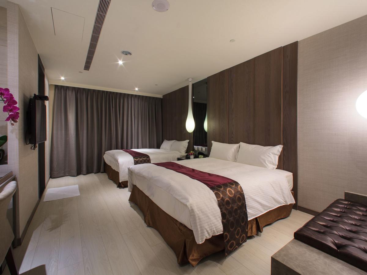Stay Hotel - Taichung Zhongqing Extérieur photo