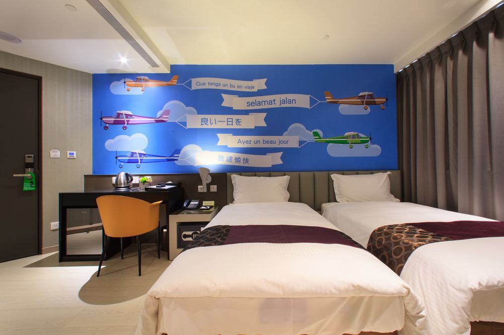 Stay Hotel - Taichung Zhongqing Extérieur photo