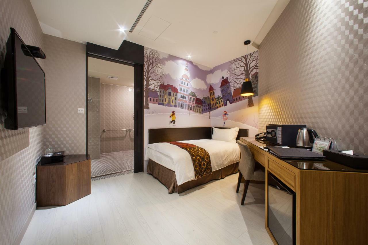 Stay Hotel - Taichung Zhongqing Extérieur photo