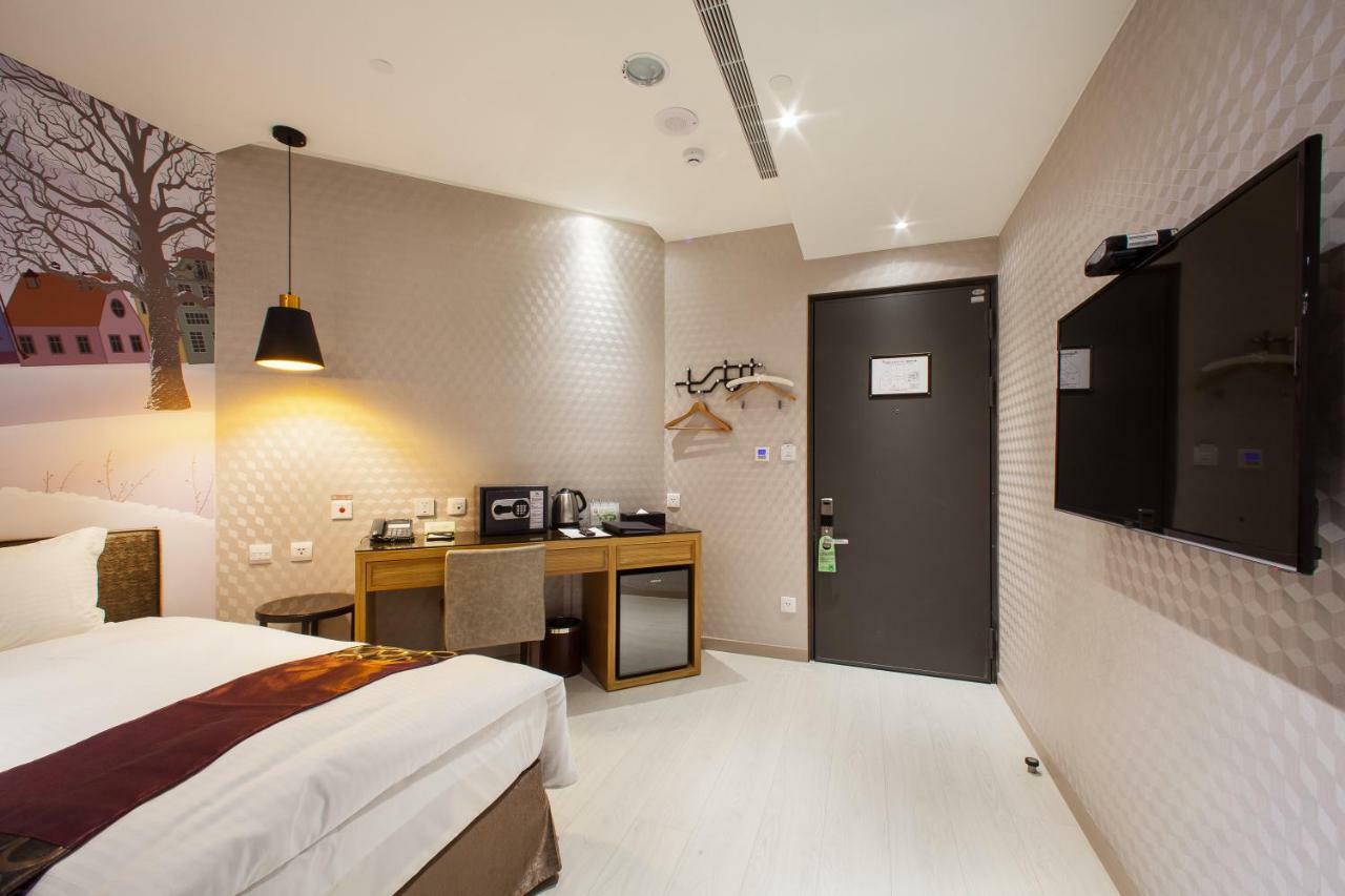 Stay Hotel - Taichung Zhongqing Extérieur photo